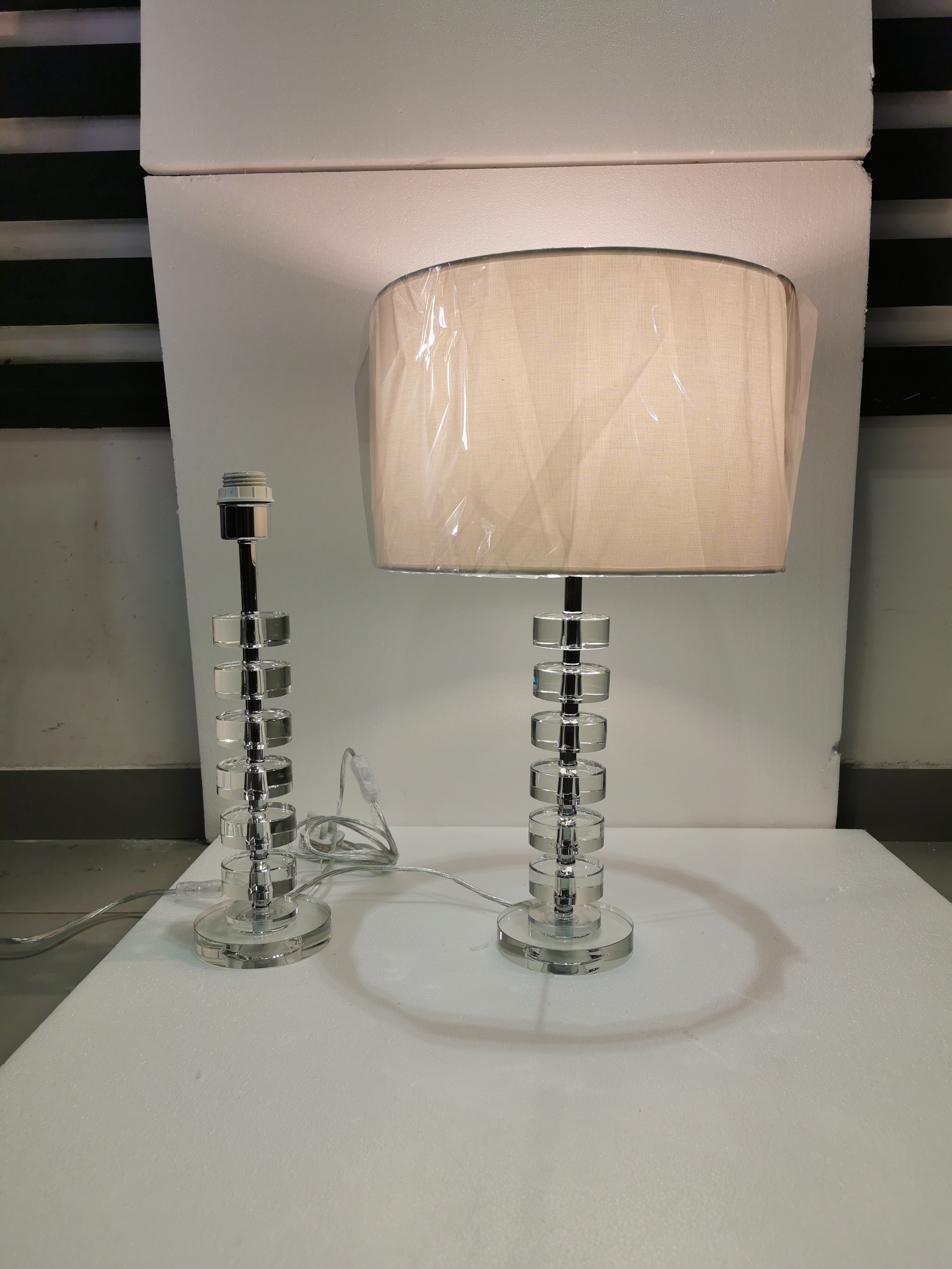 Hotel Project Decoration Transparent Crystal Table Lamp Wholesale Table Lamp (MT81372)