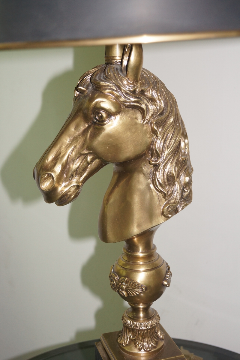 Hotel Room Horse Brass Table Lamp (CT20318-2VBN)