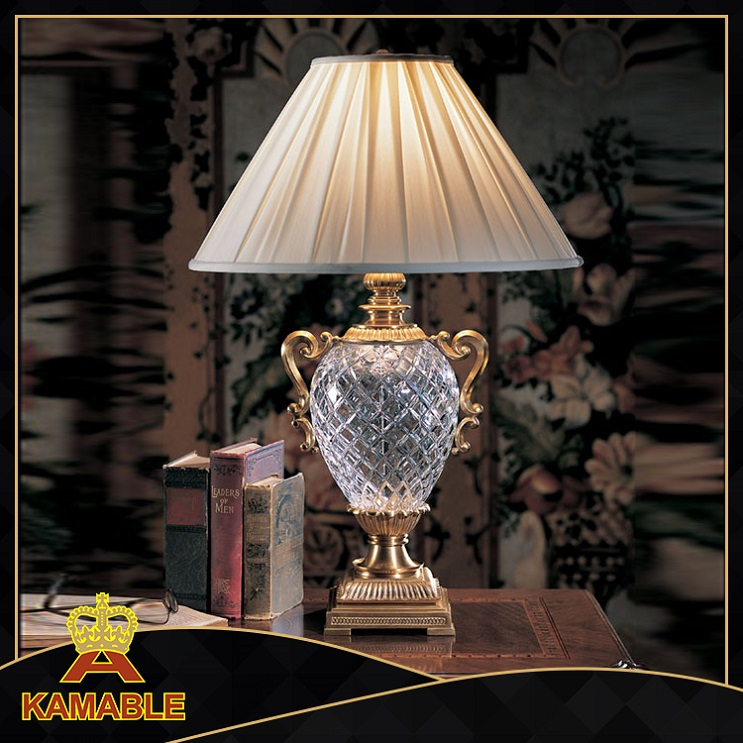 High Quality Hotel Home Office Classical Table Lamp (KAWT7112-1)