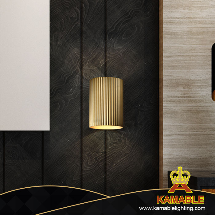 Simple Strip Metal Golden Aluminum Bedroom Hallway Wall Lighting (KA-WR01/2MC)
