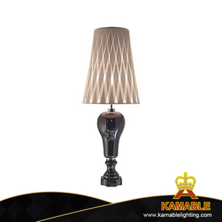 Neoclassical Style Trophy Design Resin Table Lamp Villa Decorative Table Lamp (KDA-TL18)