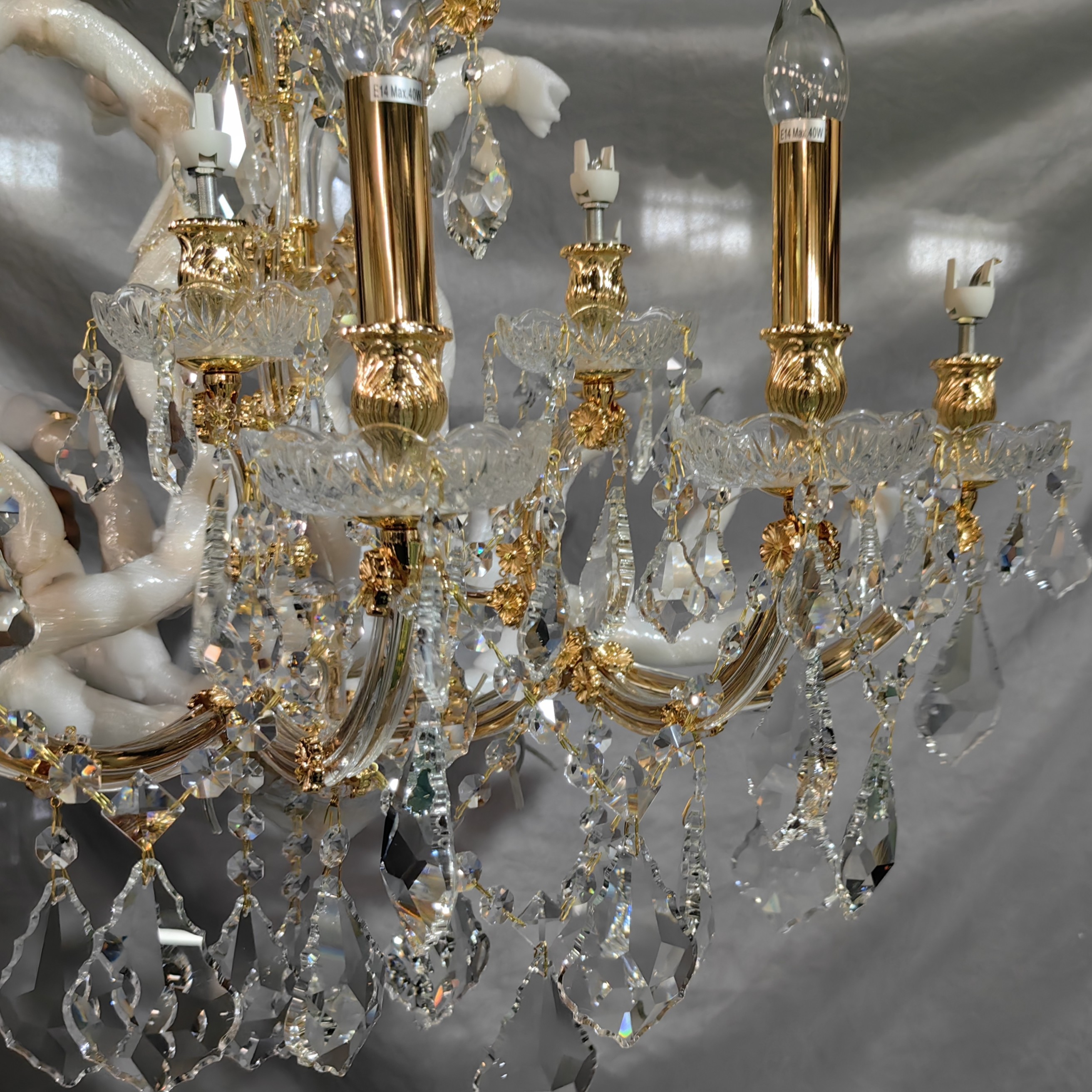 Maira Theresa Style Crystal Golden Metal European Hotel Chandelier (MD9858-12+6+1)