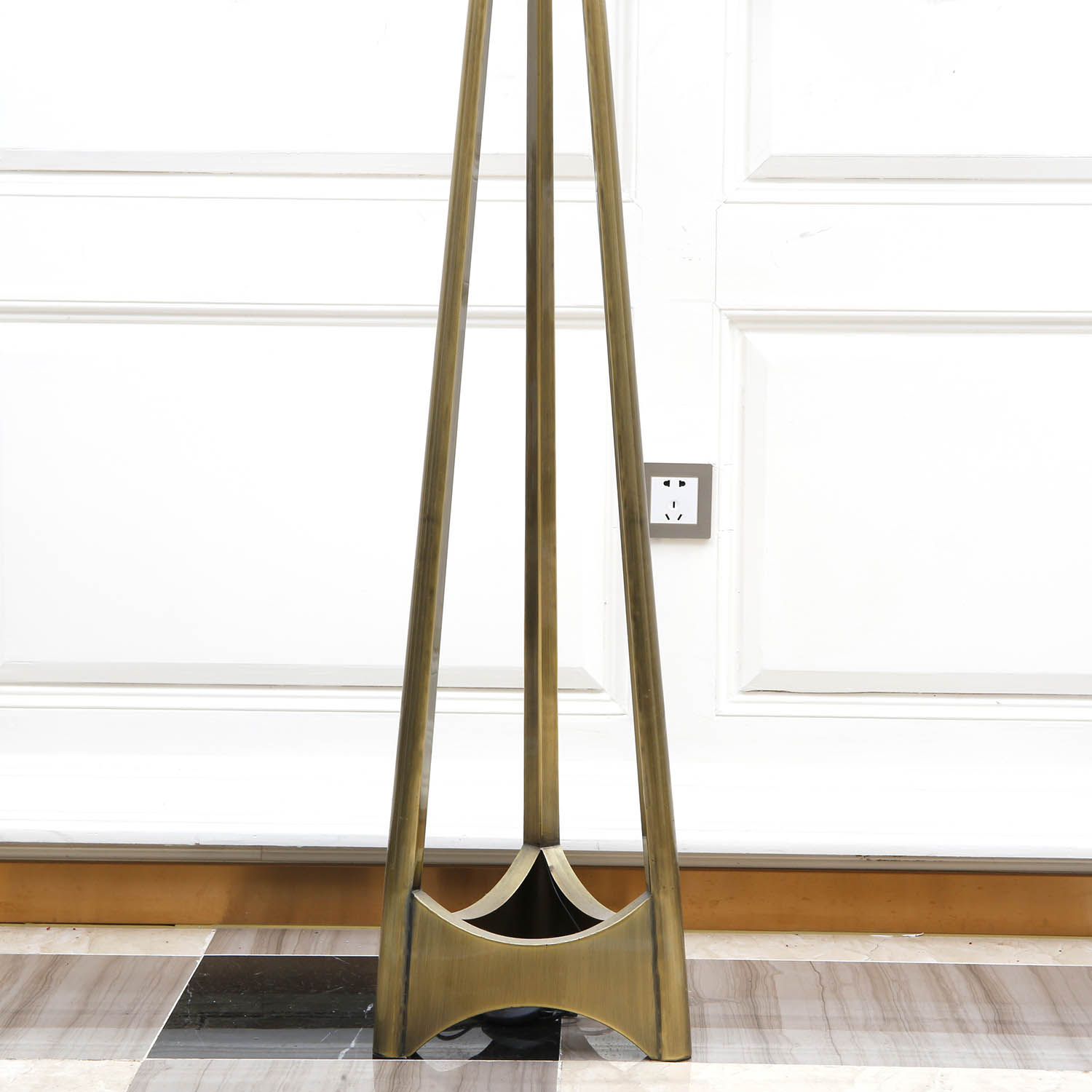 Simple Style Antique Golden Studyroom Interior Floor Lamp (KA530-F)