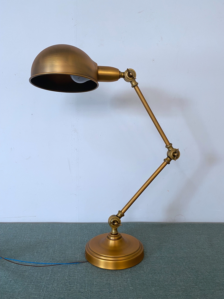 Antique Style Palace Metal Brass Adjustable Table Lamp (KYA-07T)