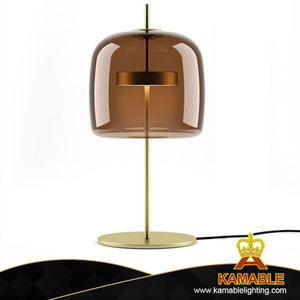 Modern Clear Amber Gold Glass Table Lamp in Room (KIH-34T)