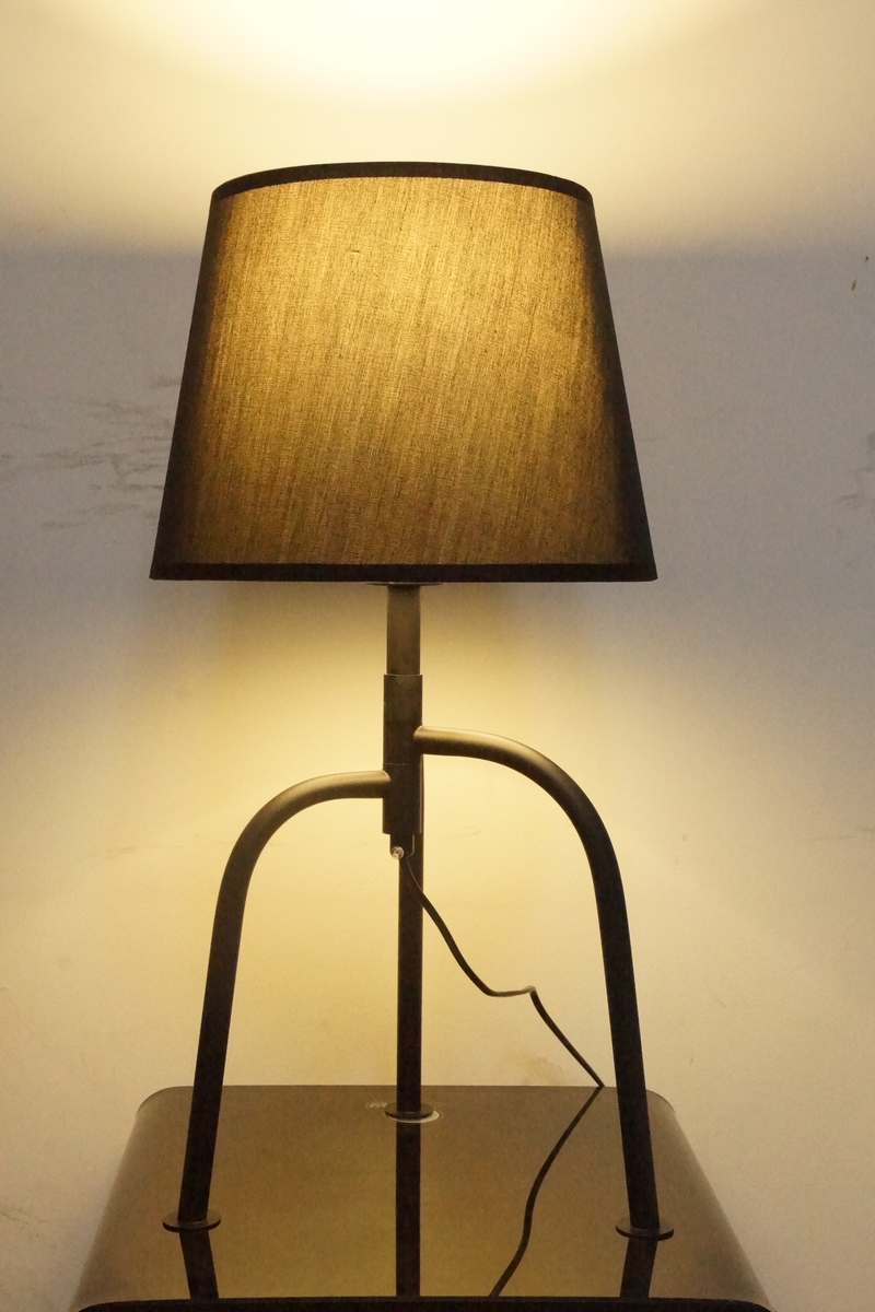 New Modern Decorative Hotel Bedside Table Lamp (MT5239-B)