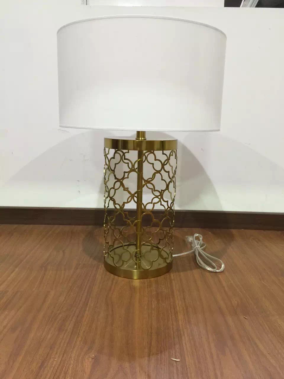 Basket Modern Design Home Table Lamp (KAT6112)